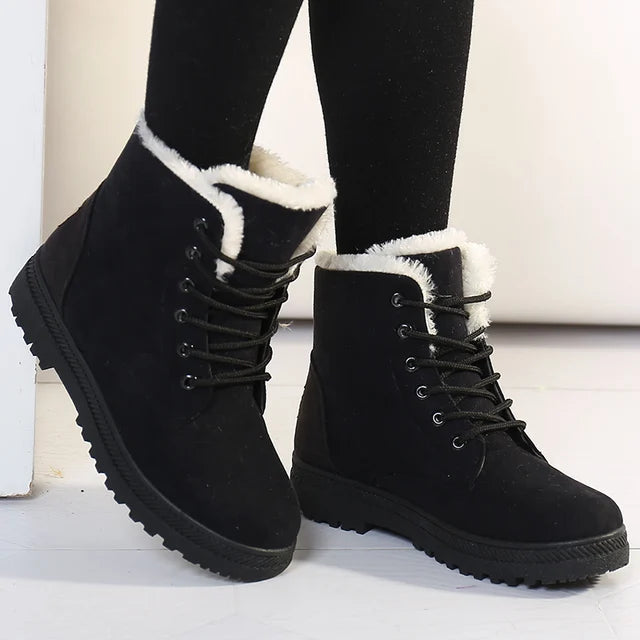 Bota Feminina de Inverno em Couro Legítimo - Flocus